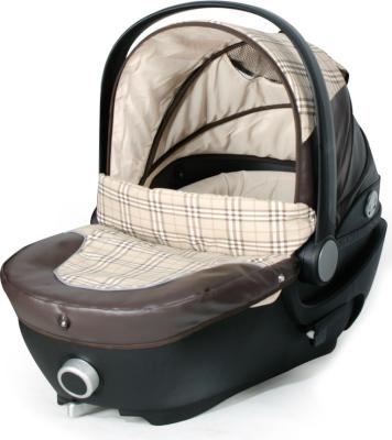 Chelino Switch 4 Wheel Travel System with Car Seat Picture 8
