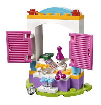 LEGO Friends - Party Gift Shop Picture 4
